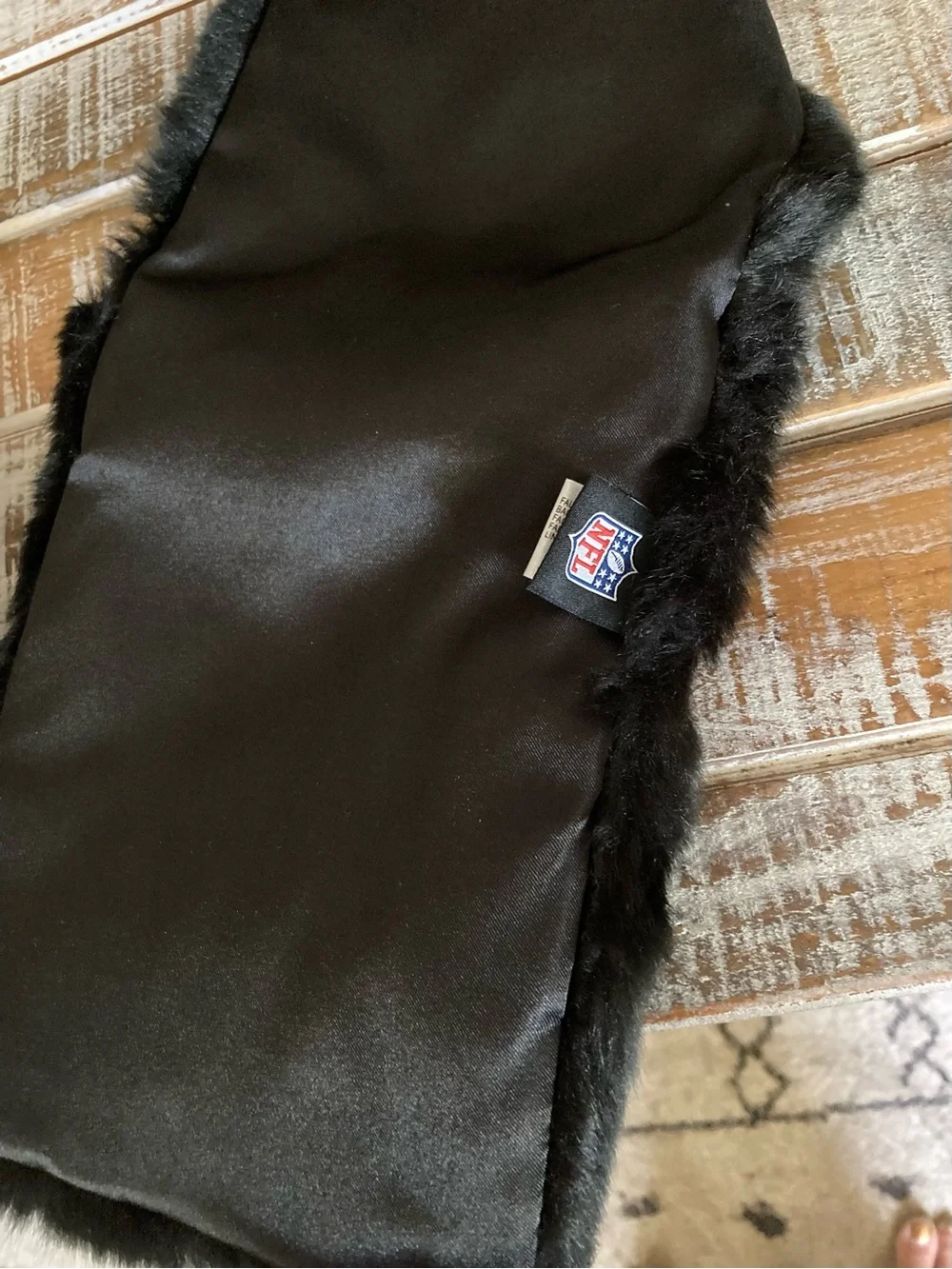 NFL Raiders Black Faux Fur Scarf / Wrap